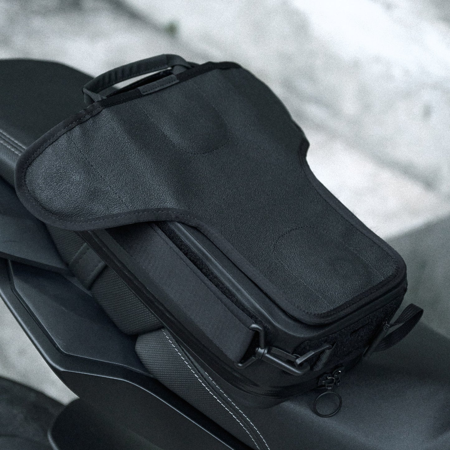 "RAINSTOPPER" magnetic tank bag for Svartpilen 401/250/200/125 Gen 2 (2020-2023)