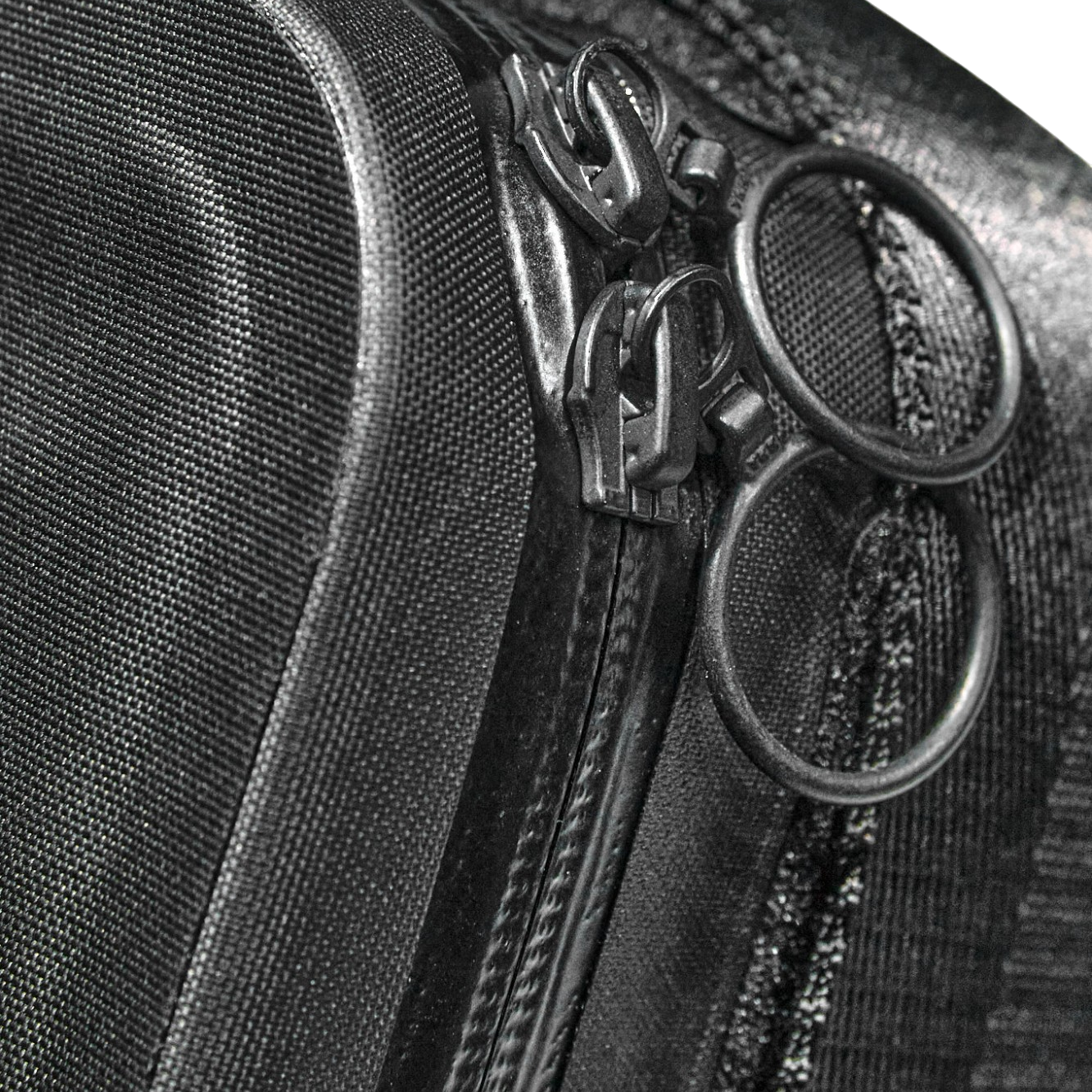"RAINSTOPPER" magnetic motorcycle gas tank bag, all available options