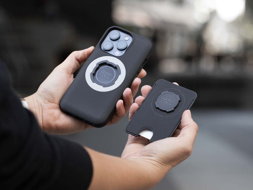 Quad Lock MAG™ wallet