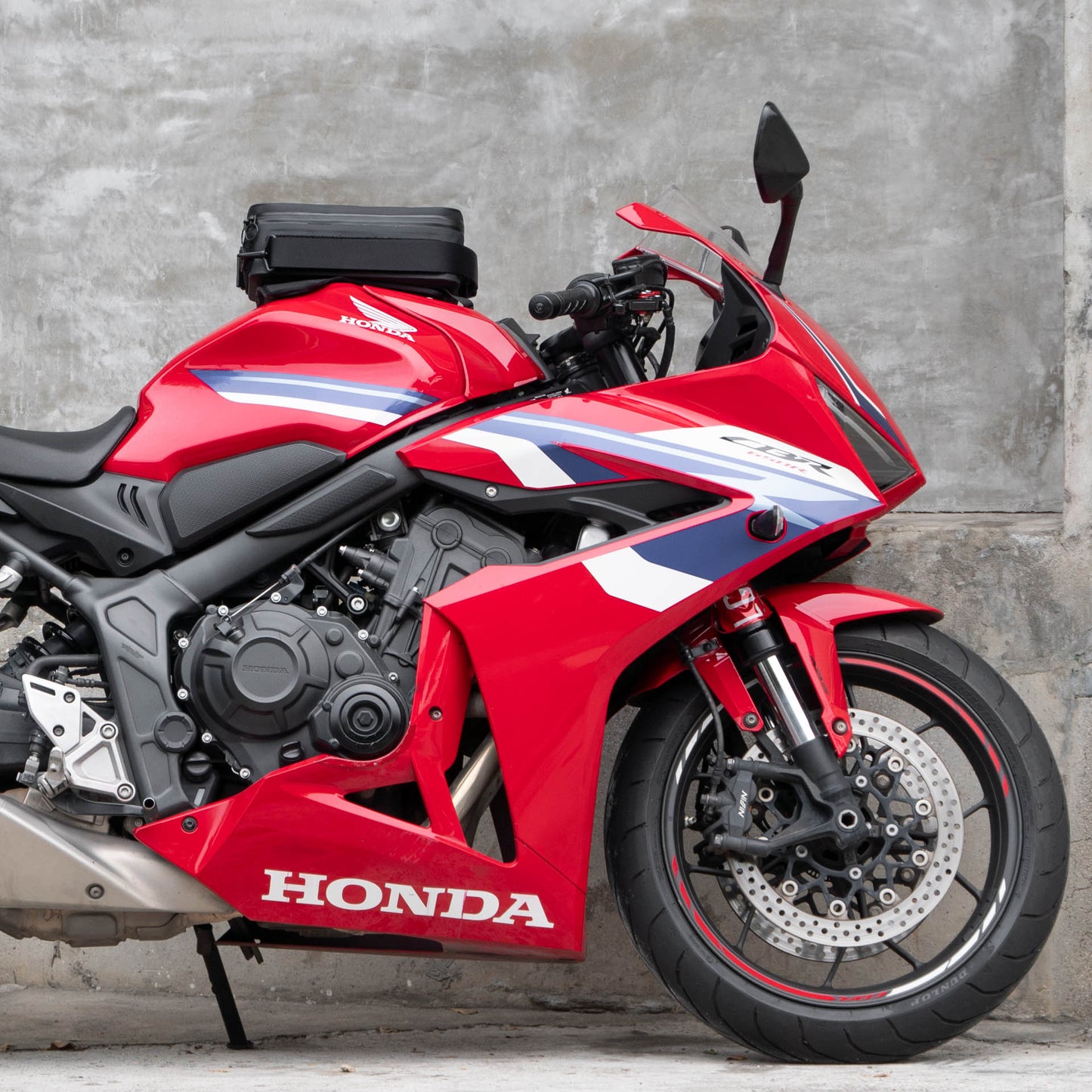 早鳥預購價（九月開始出貨）：上山旅 Rainstopper 防雨磁吸油箱包 Honda CBR650R 適用