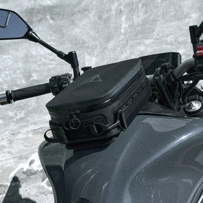 Pre-order special price: "Rainstopper" magnetic tank bag for Yamaha MT-09 Gen 1 to Gen 3 (2014-2023)