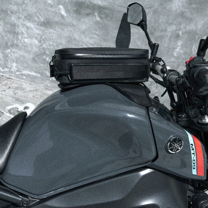 Pre-order special price: "Rainstopper" magnetic tank bag for Yamaha MT-09 Gen 1 to Gen 3 (2014-2023)