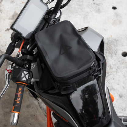 Pre-order special price: "Rainstopper" magnetic tank bag for KTM 390 Duke