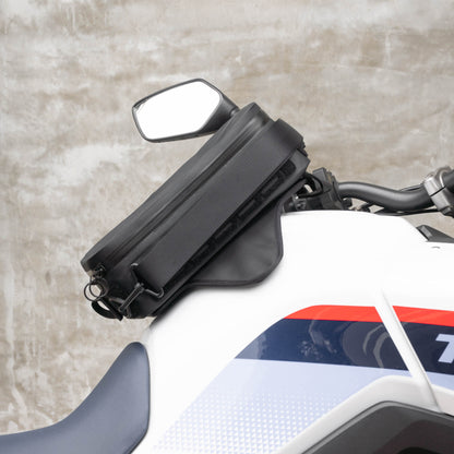 早鳥預購價（九月開始出貨）：上山旅 Rainstopper 防雨磁吸油箱包 Honda XL750 Transalp 適用