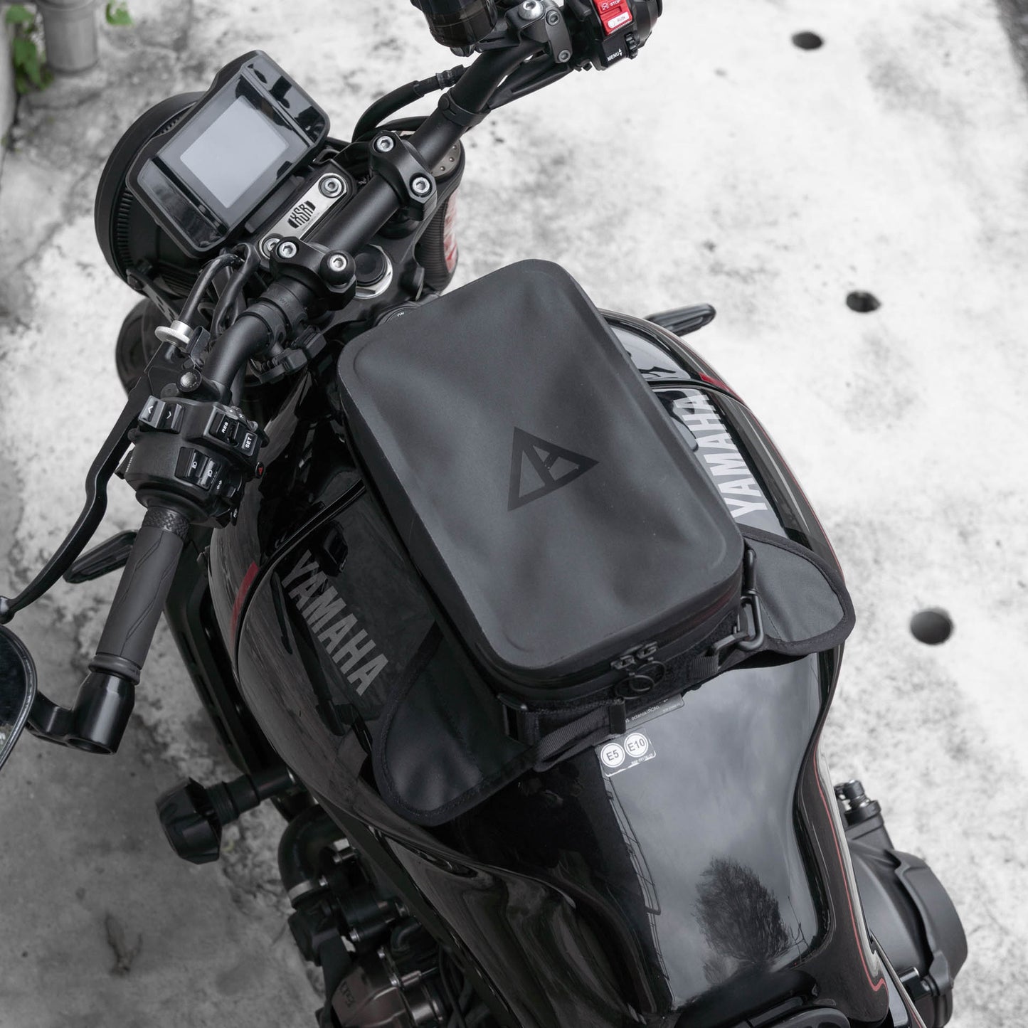 早鳥預購價（九月開始出貨）：上山旅 RAINSTOPPER 防雨磁吸油箱包 Yamaha XSR900 二代適用