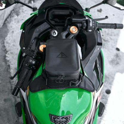 Pre-order special price: "Rainstopper" magnetic tank bag for Kawasaki ZX-4RR