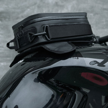 早鳥預購價：上山旅 RAINSTOPPER 防雨磁吸油箱包 Yamaha XSR900 二代適用
