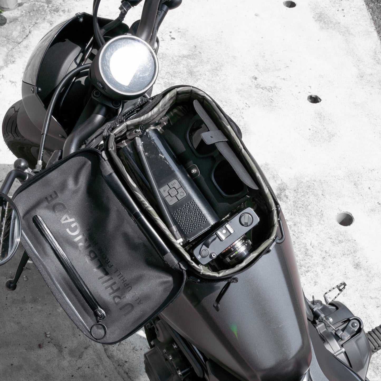 Pre-order (ship in September): "Rainstopper" magnetic tank bag for Honda Rebel 500/250