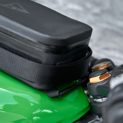 Pre-order special price: "Rainstopper" magnetic tank bag for Kawasaki ZX-4RR