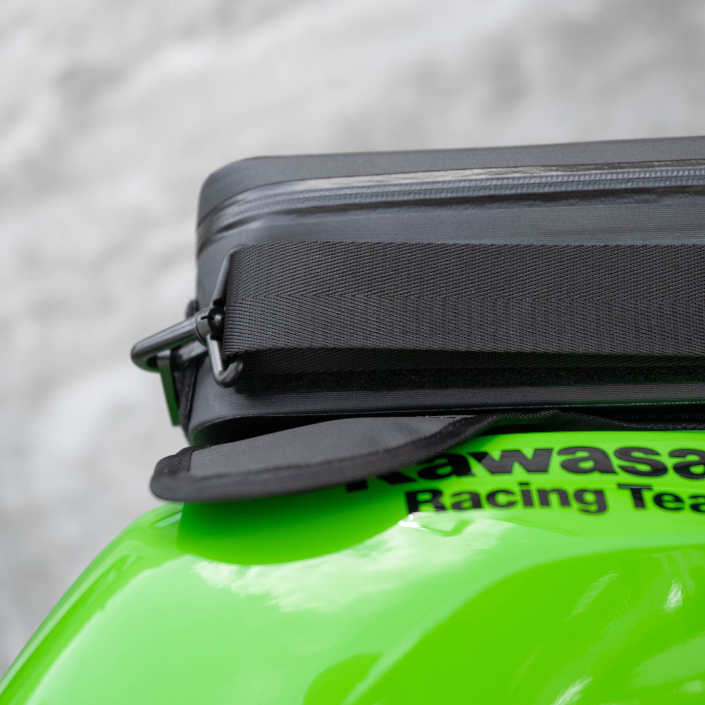 Pre-order (ship in September): "Rainstopper" magnetic tank bag for Kawasaki ZX-4RR