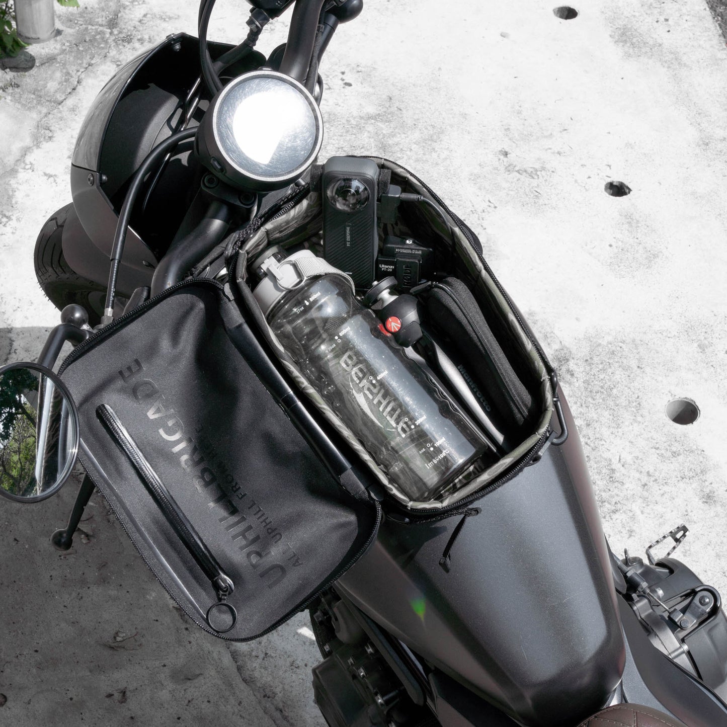 Pre-order (ship in September): "Rainstopper" magnetic tank bag for Honda Rebel 500/250