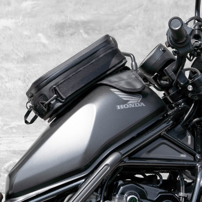 Pre-order (ship in September): "Rainstopper" magnetic tank bag for Honda Rebel 500/250