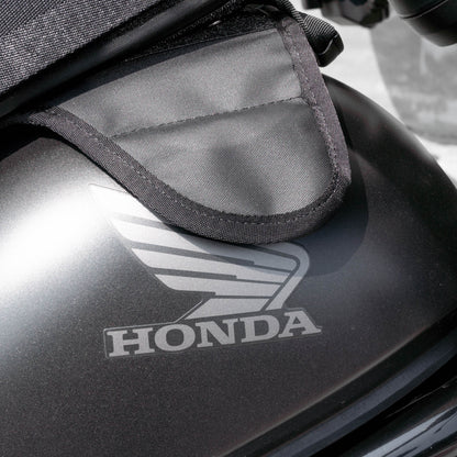 Pre-order (ship in September): "Rainstopper" magnetic tank bag for Honda Rebel 500/250