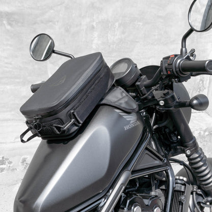 Pre-order (ship in September): "Rainstopper" magnetic tank bag for Honda Rebel 500/250