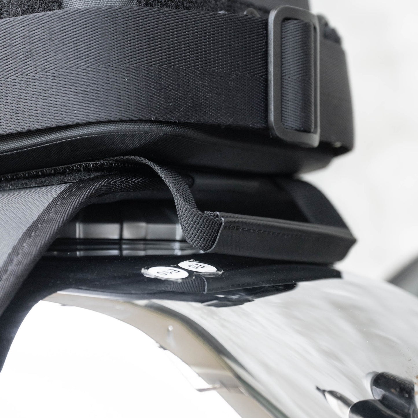 Pre-order special price: "Rainstopper" magnetic tank bag for Moto Guzzi V7