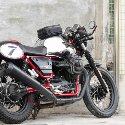 Pre-order special price: "Rainstopper" magnetic tank bag for Moto Guzzi V7