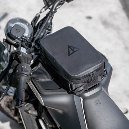 Pre-order (ship in September): "Rainstopper" magnetic tank bag for Svartpilen 401/250/200/125 Gen 2 (2020-2023)