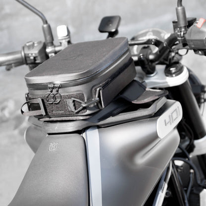 Pre-order (ship in September): "Rainstopper" magnetic tank bag for Svartpilen 401/250/200/125 Gen 2 (2020-2023)