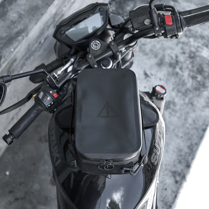 Pre-order special price: "Rainstopper" magnetic tank bag for Suzuki SV650