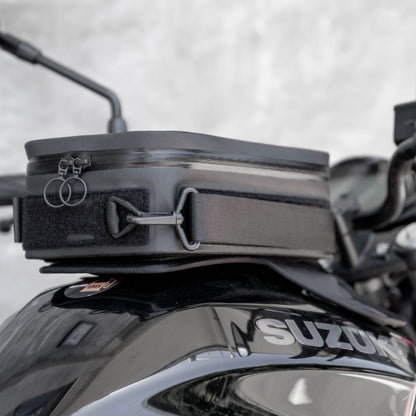 Pre-order (ship in September): "Rainstopper" magnetic tank bag for Suzuki SV650