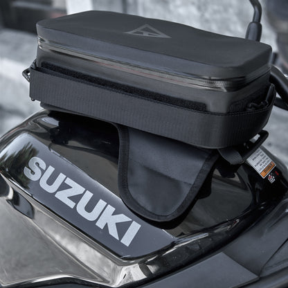 Pre-order special price: "Rainstopper" magnetic tank bag for Suzuki SV650
