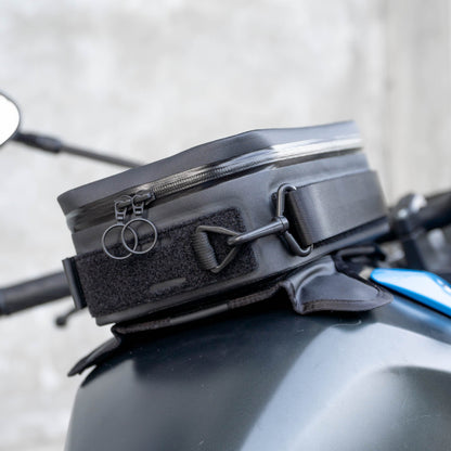 早鳥預購價（九月開始出貨）：上山旅 Rainstopper 防雨磁吸油箱包 Suzuki GSX 8S 適用