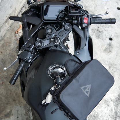 Pre-order special price: "Rainstopper" magnetic tank bag for Honda CBR500R