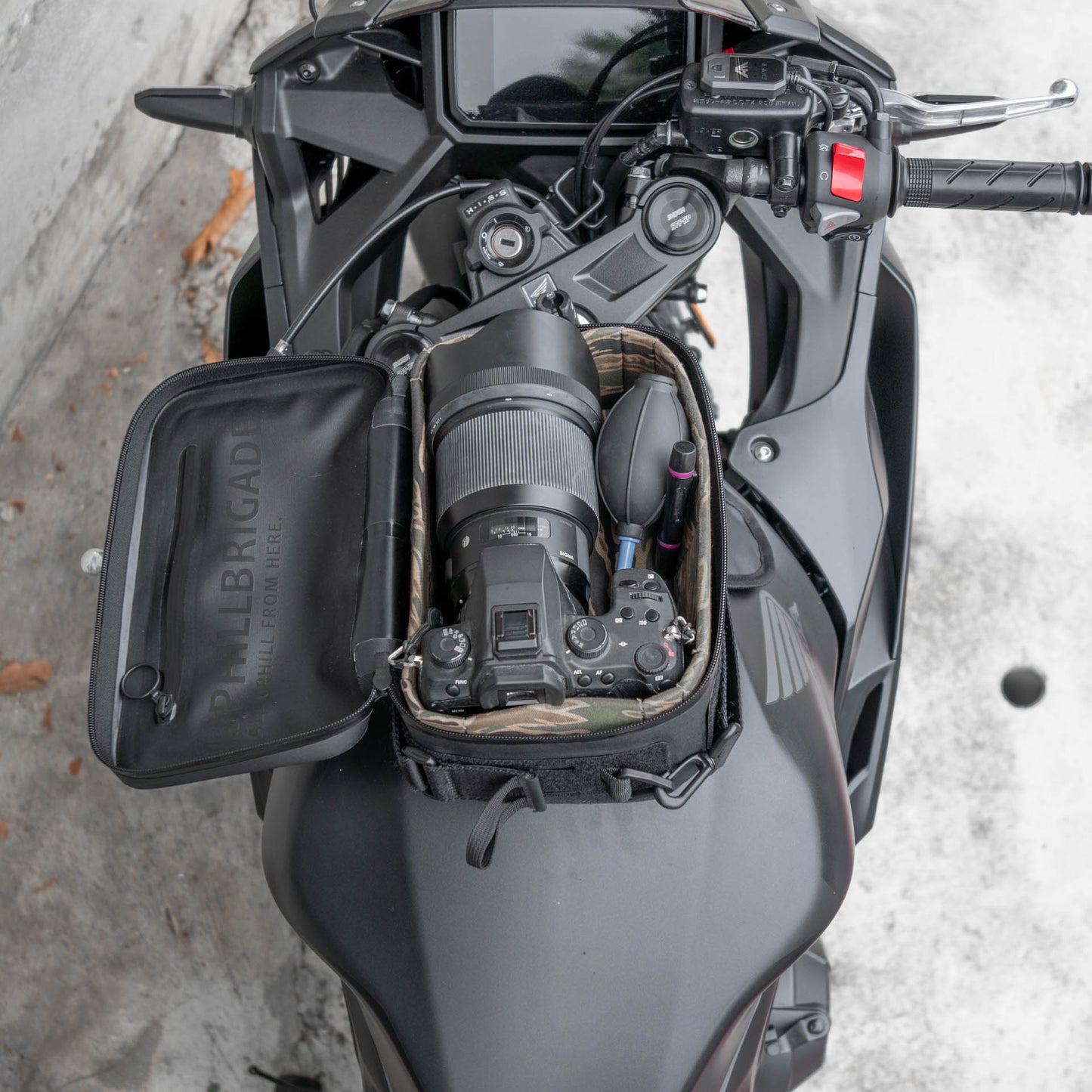 早鳥預購價（九月開始出貨）：上山旅 RAINSTOPPER 防雨磁吸油箱包 Honda CBR500R 適用