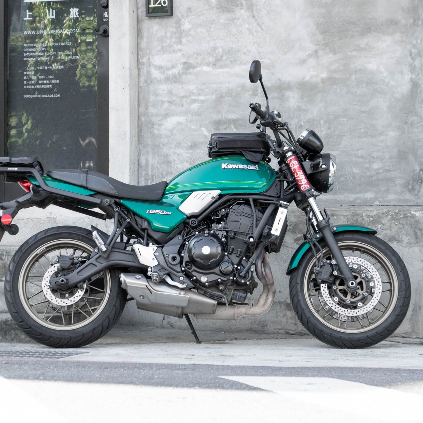 早鳥預購價（九月開始出貨）：上山旅 RAINSTOPPER 防雨磁吸油箱包 Kawasaki Z650RS 適用