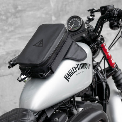 Pre-order (ship in September): "Rainstopper" magnetic tank bag for Harley Davidson Sportster
