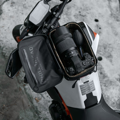 Pre-order special price: "Rainstopper" magnetic tank bag for KTM 890 / 790 Duke