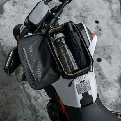 Pre-order special price: "Rainstopper" magnetic tank bag for KTM 890 / 790 Duke