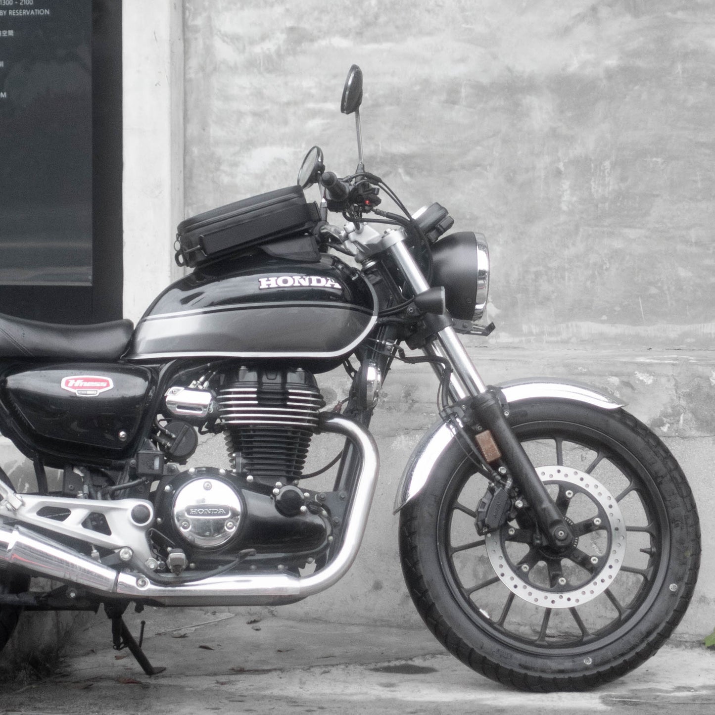 早鳥預購價（九月開始出貨）：上山旅 Rainstopper 防雨磁吸油箱包 Honda CB350/GB350 適用