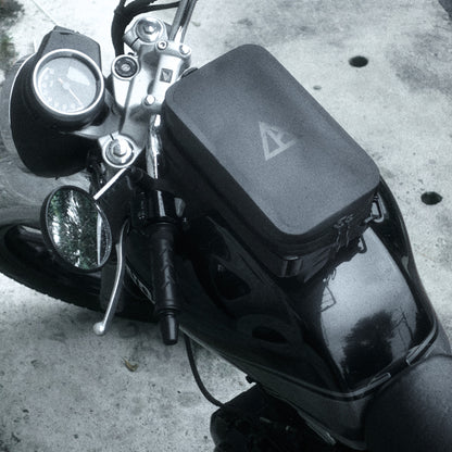 Pre-order special price: "Rainstopper" magnetic tank bag for Honda CB350/GB350