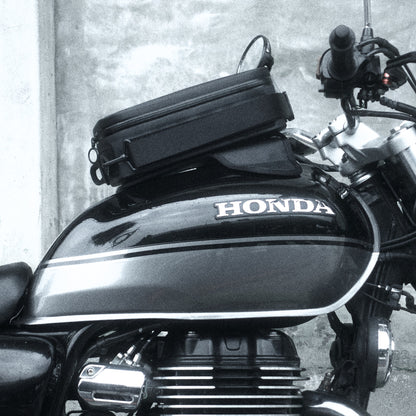 Pre-order special price: "Rainstopper" magnetic tank bag for Honda CB350/GB350