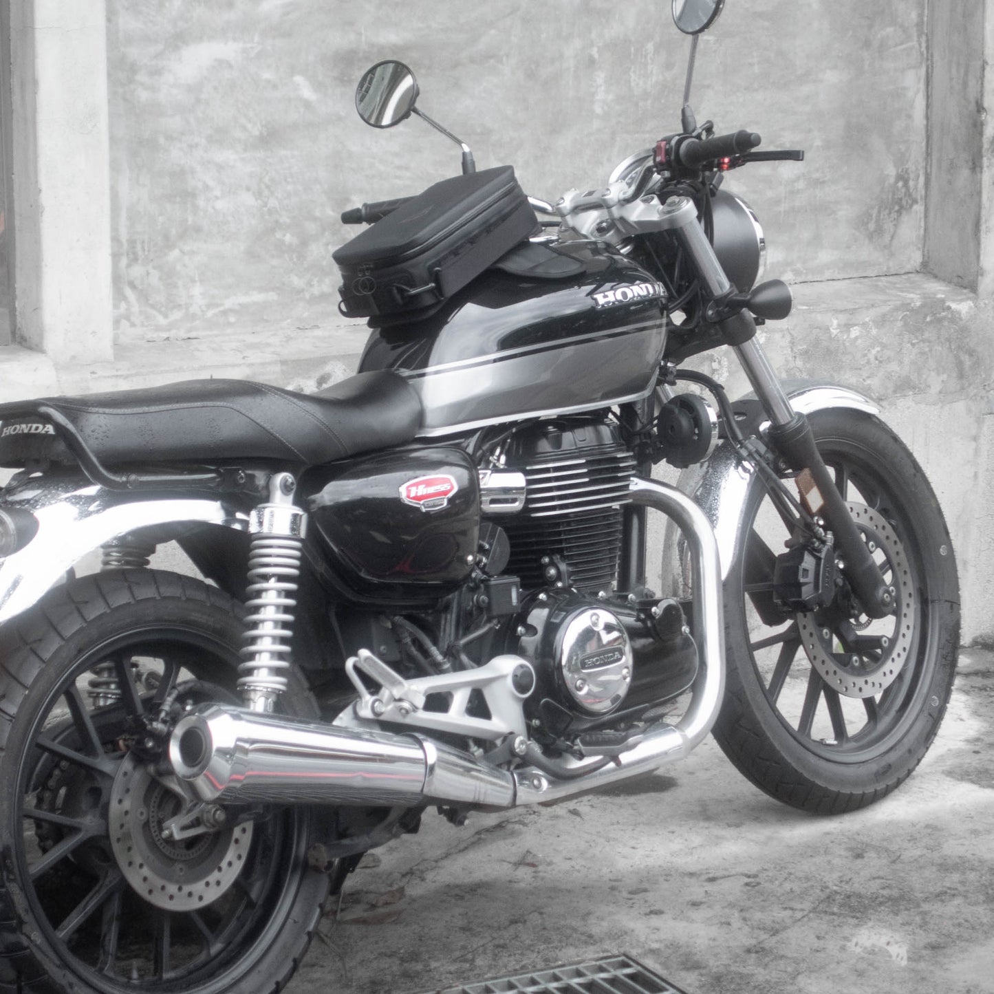 早鳥預購價（九月開始出貨）：上山旅 Rainstopper 防雨磁吸油箱包 Honda CB350/GB350 適用
