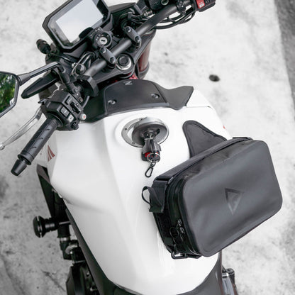 Pre-order (ship in September): "Rainstopper" magnetic tank bag for Honda CB750 Hornet