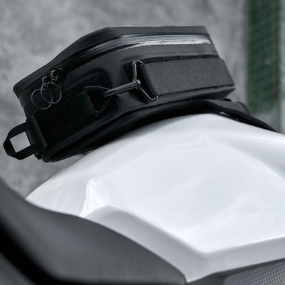 Pre-order special price: "Rainstopper" magnetic tank bag for Honda CB750 Hornet