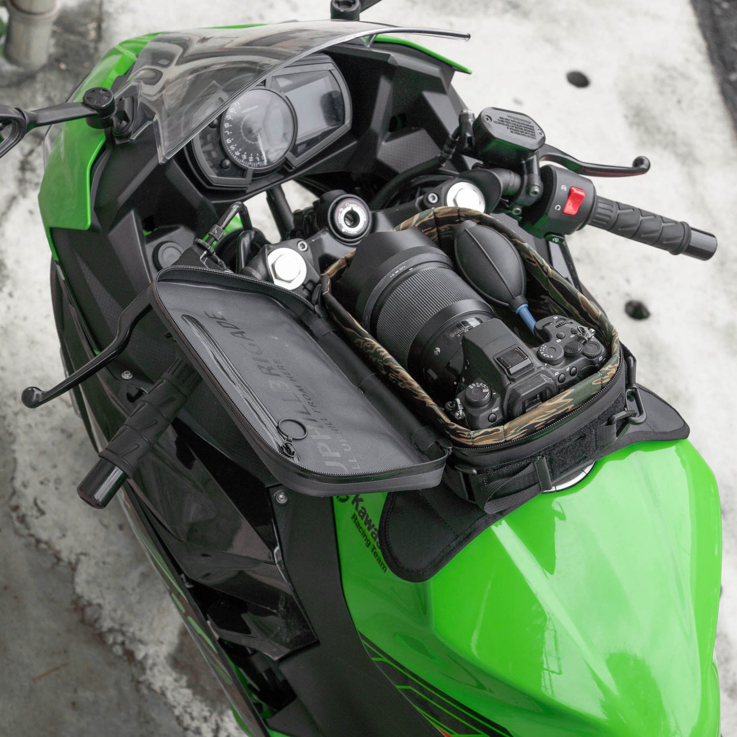 早鳥預購價（九月開始出貨）：上山旅 RAINSTOPPER 防雨磁吸油箱包 Kawasaki Ninja 400 (忍400) 適用