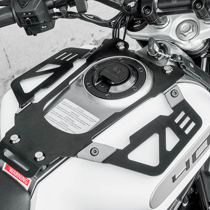 Pre-order (ship in September): "Rainstopper" magnetic tank bag for Husqvarna Vitpilen Gen 2 (2020-2023) with steel tank rack