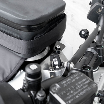 Pre-order (ship in September): "Rainstopper" magnetic tank bag for Husqvarna Vitpilen Gen 2 (2020-2023) with steel tank rack