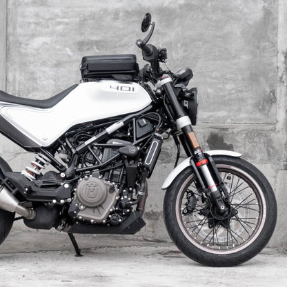 Pre-order (ship in September): "Rainstopper" magnetic tank bag for Husqvarna Vitpilen Gen 2 (2020-2023) with steel tank rack