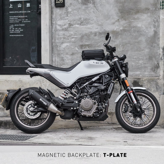 "Rainstopper" magnetic tank bag for Husqvarna Vitpilen Gen 2 (2020-2023) with steel tank rack