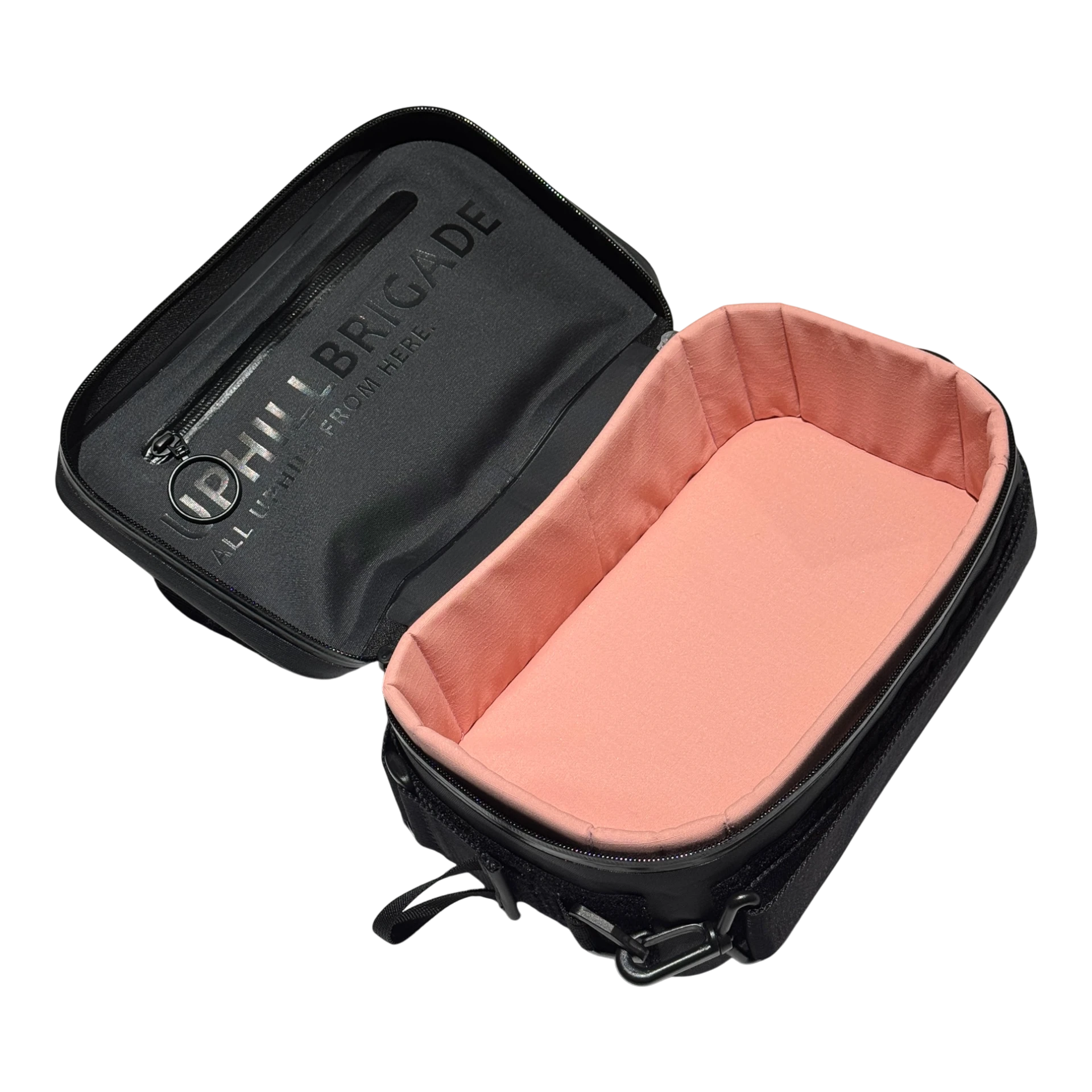 rainproof magnetic motorcycle tank bag that converts to a shoulder bag in less than a second